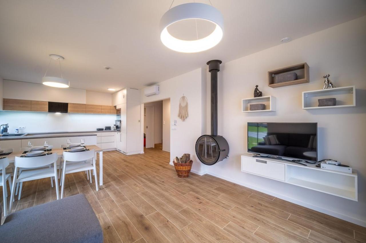 Holiday House U Hajenky 13P Lipno Home ลิปโนนัดเวิลตาวู ภายนอก รูปภาพ